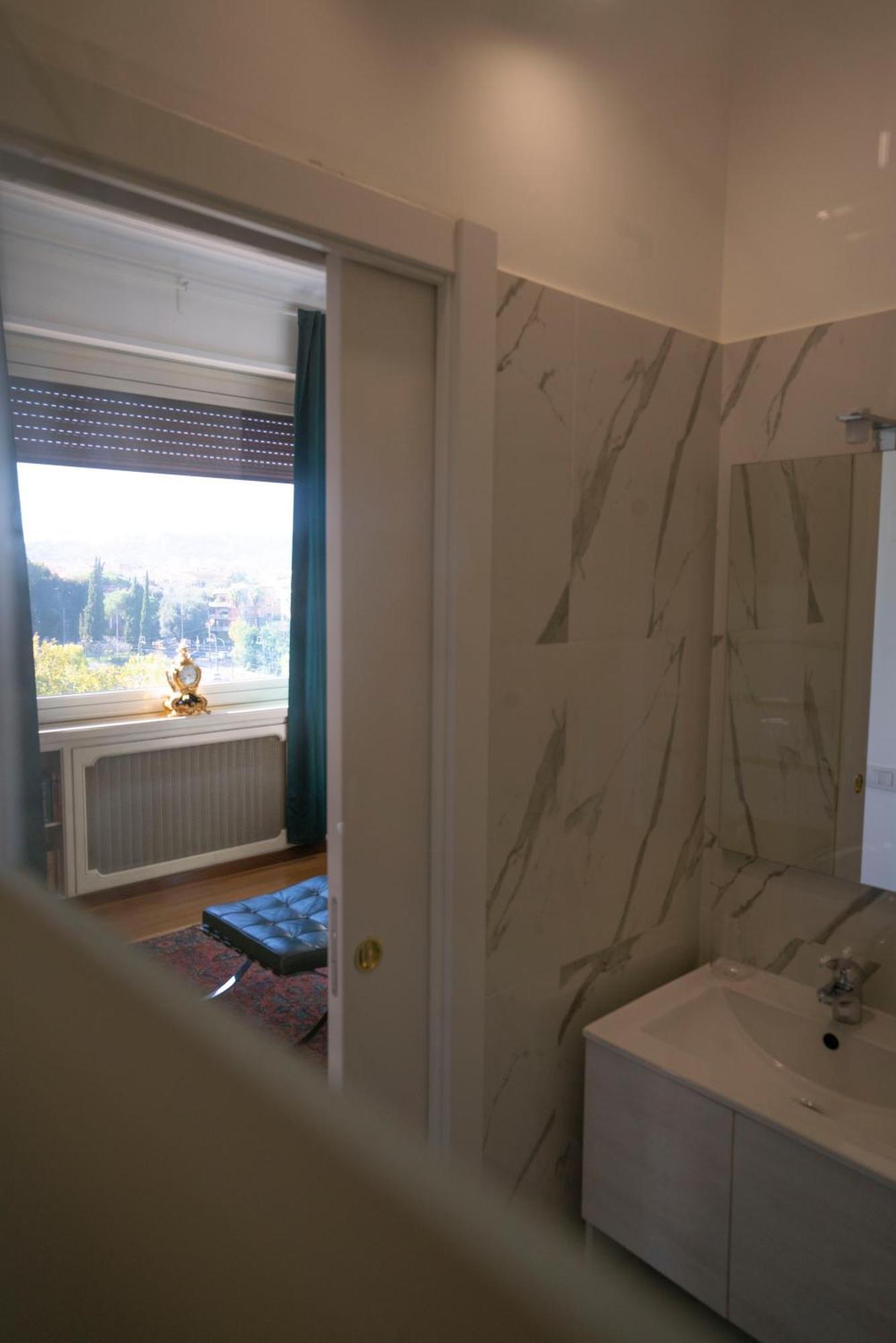 Terrazza Urania - Penthouse Terrace With 360 View Of Bed & Breakfast Roma
