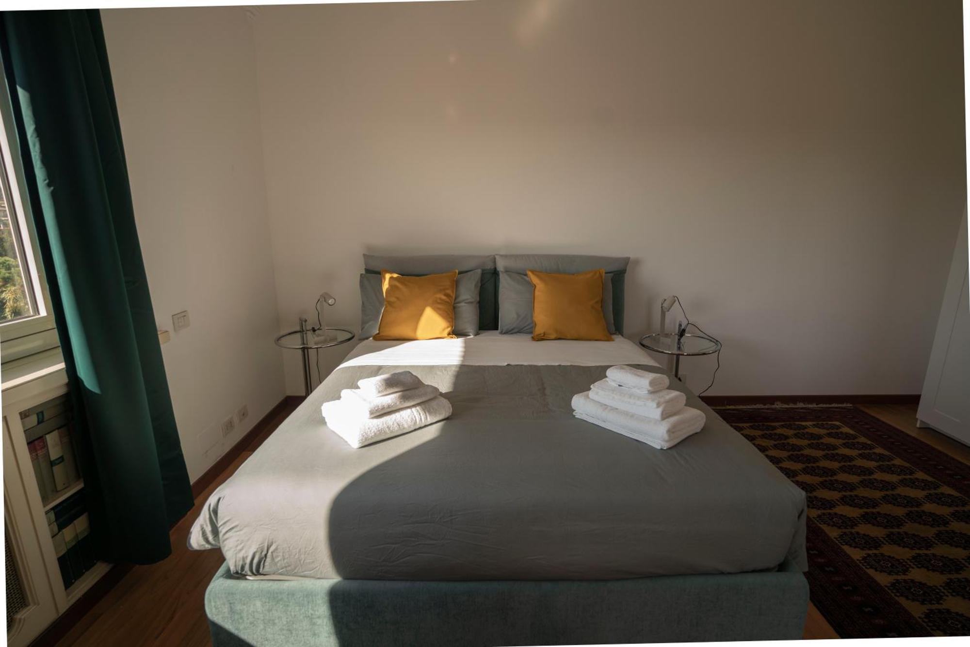 Terrazza Urania - Penthouse Terrace With 360 View Of Bed & Breakfast Roma